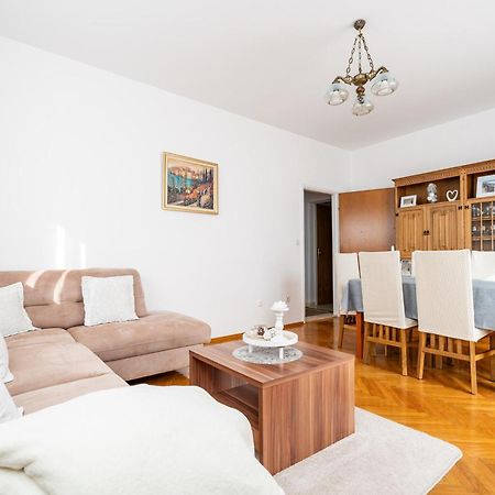 Apartment Srecko ดูบรอฟนิก ภายนอก รูปภาพ