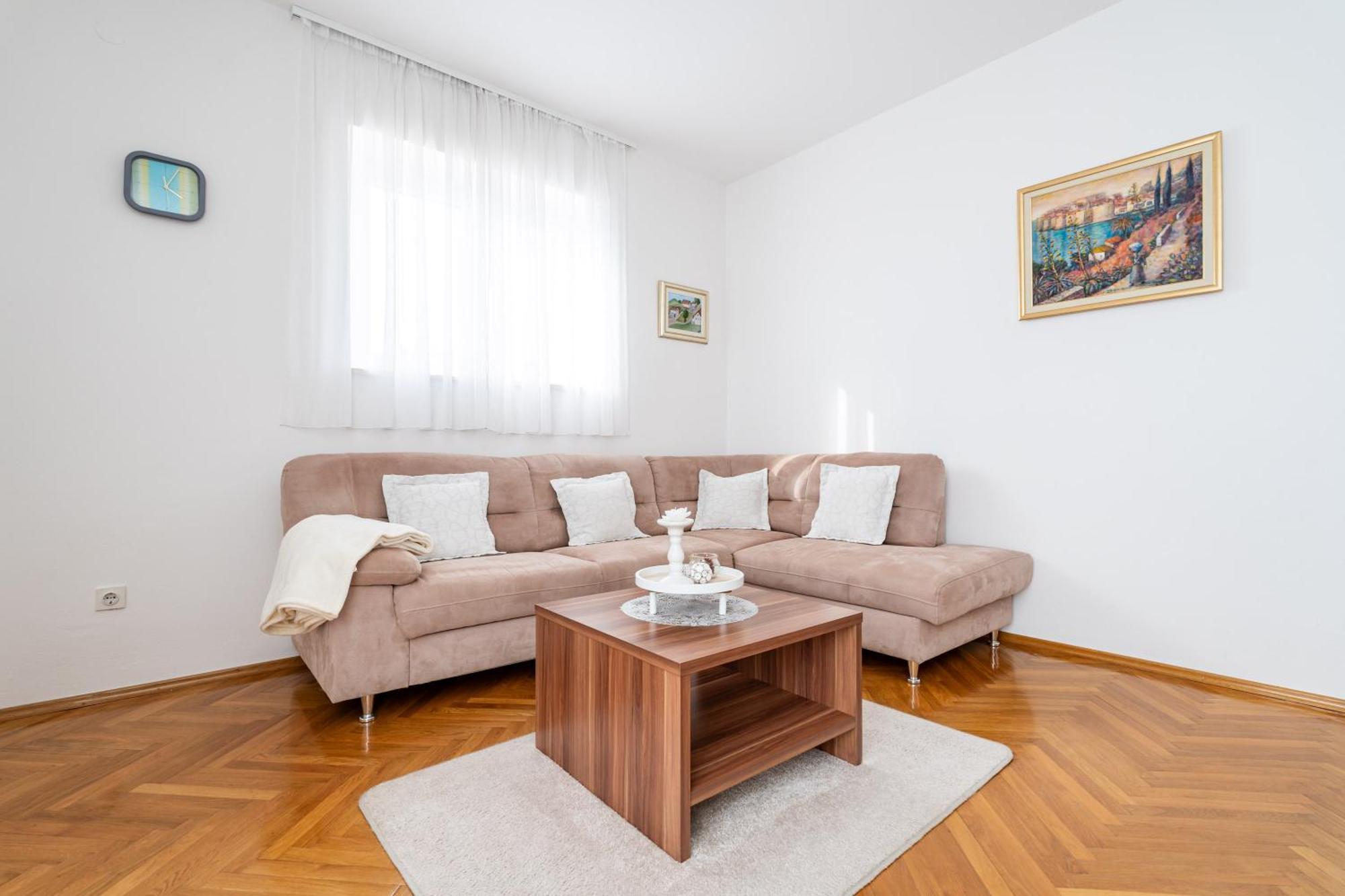 Apartment Srecko ดูบรอฟนิก ภายนอก รูปภาพ