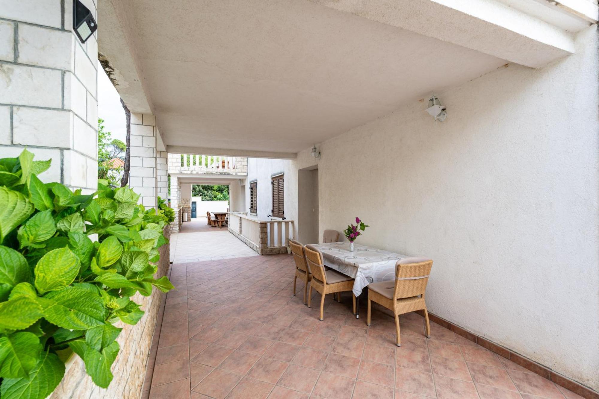Apartment Srecko ดูบรอฟนิก ภายนอก รูปภาพ