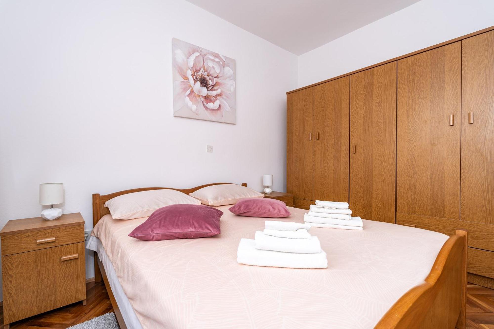 Apartment Srecko ดูบรอฟนิก ภายนอก รูปภาพ