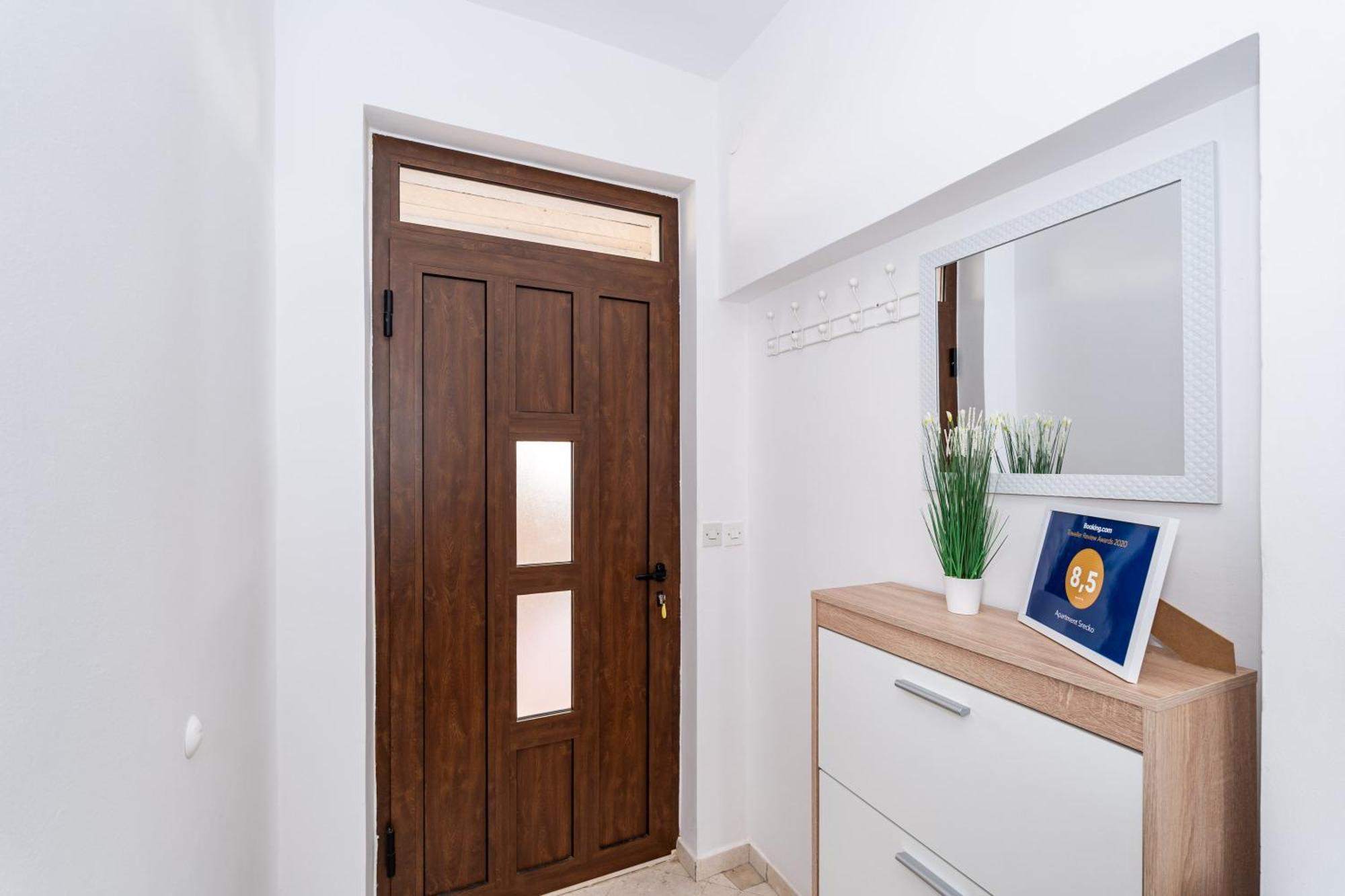 Apartment Srecko ดูบรอฟนิก ภายนอก รูปภาพ